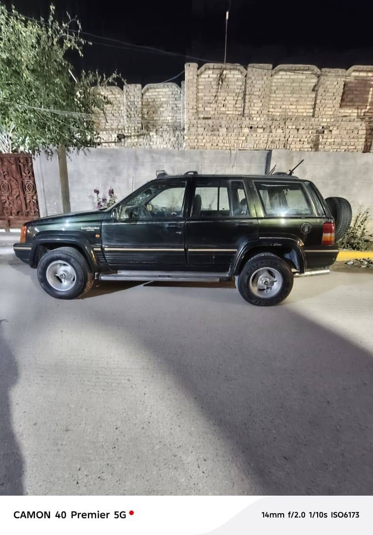 جيب شيروگي موديل 95 رقم بصره انگليزي
سنويه ل30  مكان السياره سوق الشيوخ
السعر خاص 
اتصال ***********
