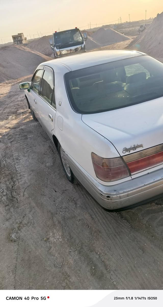 للبيع ملكه  بيه كصه قماره
ولباقي كفاله مكينه وكير مكفولات 
غرفه جديد الاستفسار ***********
