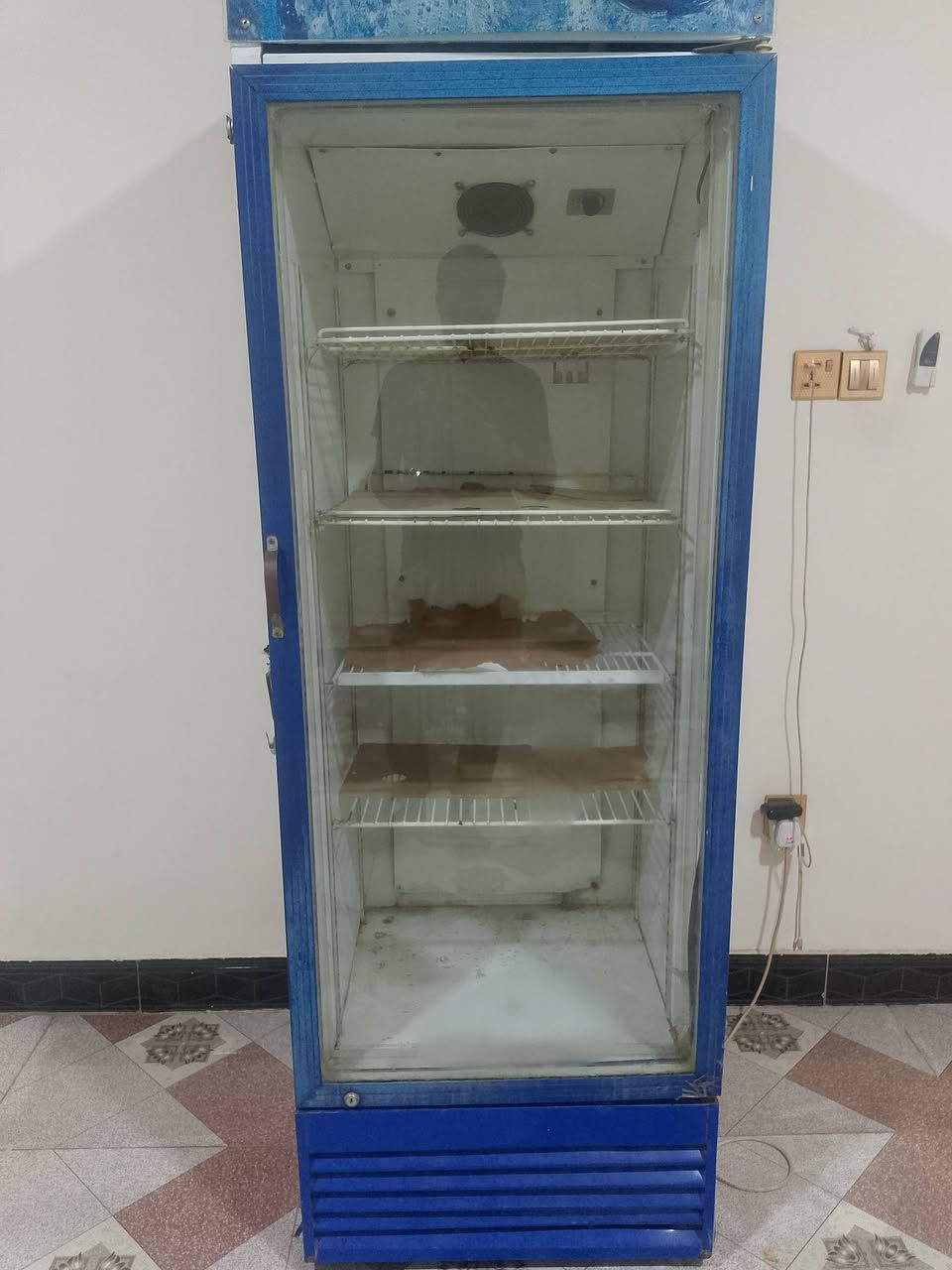 براد للبيع شغال سعر 125 نظافه مثل ماموضح ب صوره للاستفسار ***********
