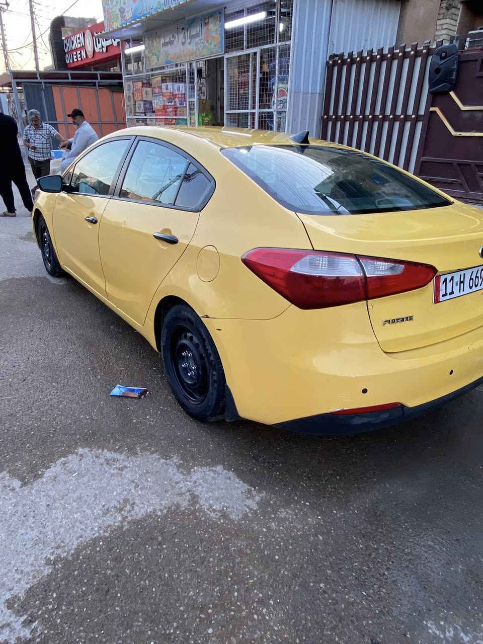 فورتي موديل ٢٠١٦ وارد امريكي حادثهة بنيد وجاملغ مثل ما موضح بل صور  تبريد شغال حدادة  صدر كله خير من الله والسيارة ليبل واحد السعر ١٠٥ وبيهة مجال حك الجية العنوان بغداد الدورة ابو دشير 
 للستفسار عل رقم ***********
