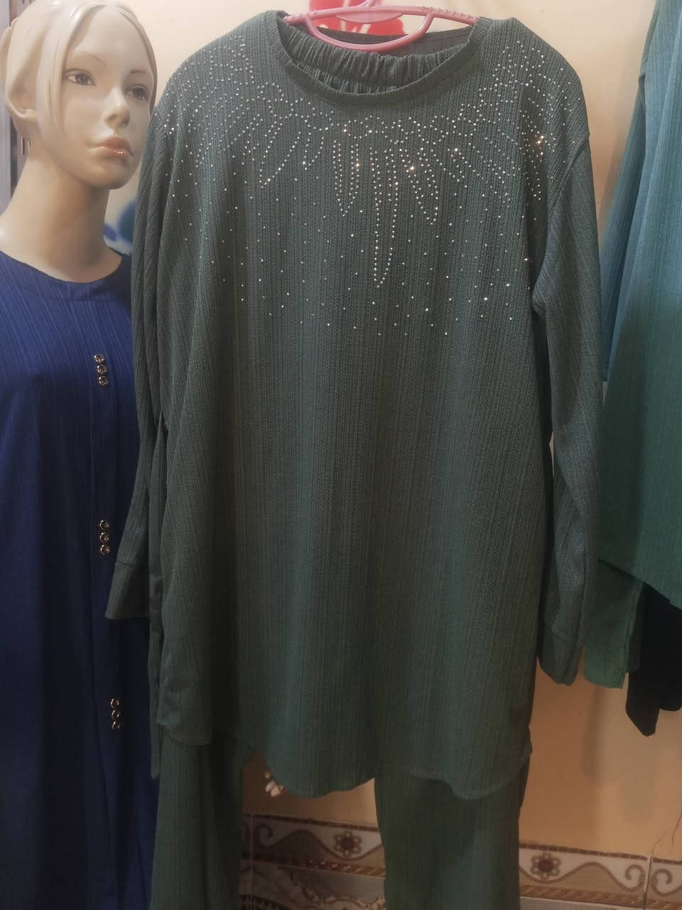 جديدنااااااااا وصل 😍😍 
🌷🌷سوت نسائي قطعتيين🌷🌷
ستراس حراري 
القماش كريشة اصلي درجة أولى 
القياس من 36الى54
بيلبس لحد وزن 100
الطول 170
شرط الفحص أمام المندوب اذا مو درجة أولى بيرجع
للطلب خاص او واتس اب ***********
متوفر خدمة توصيل لكافة محافظات العراق 🚗🚗
