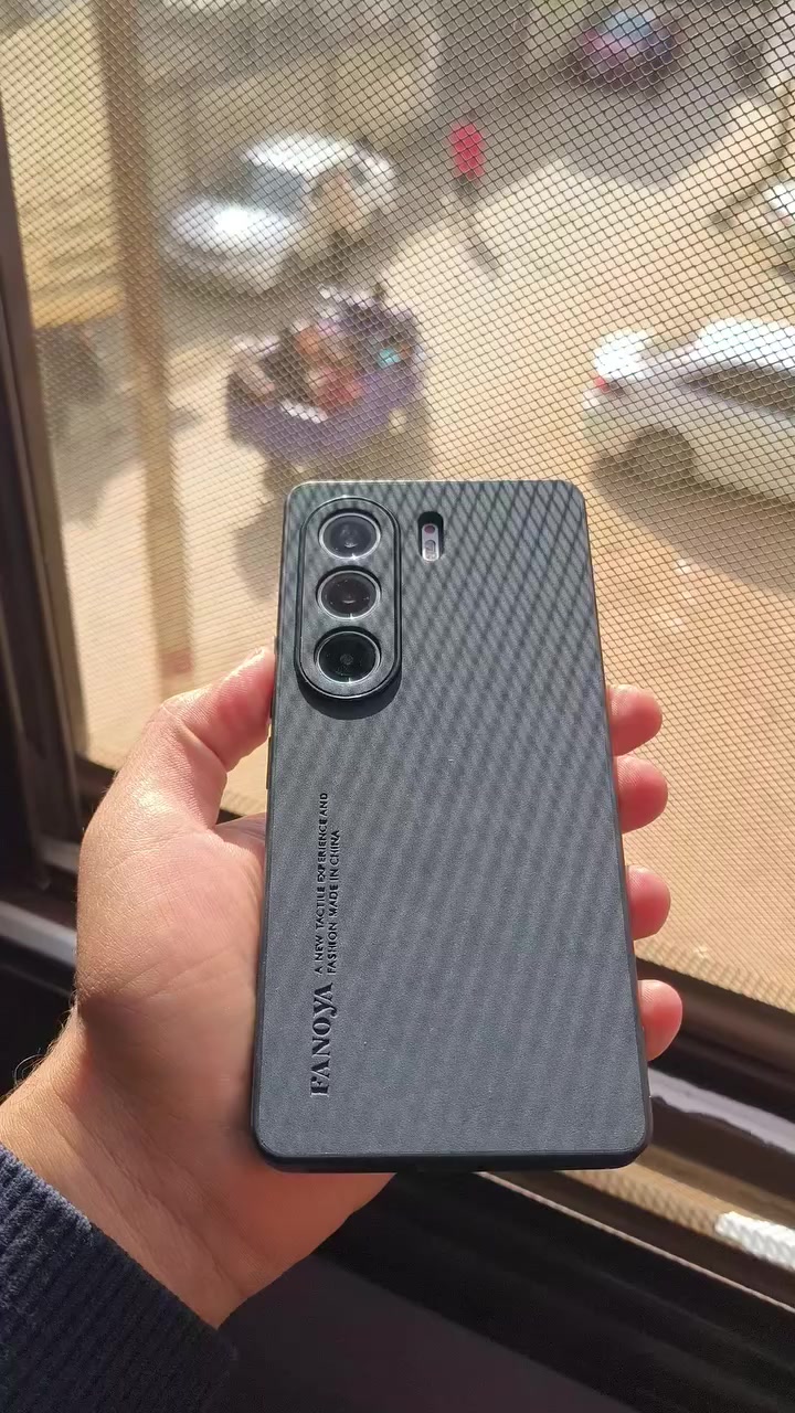 بسم الله الرحمن الرحيم
جرابات TECHNO CAMON 40 PRO 5g
اعداد محدوده 🚨
- الشفاف : ١٥٠ جنيه              -متوفر : ١٣ قطعه 
- الاسود السليم : ١٥٠ جنيه.    - متوفر : ٣ قطع 
- البامب الانيمي : ٢٥٠ جنيه.  - متوفر : ١ قطعه 
- الاسود الإطار : ٢٥٠ جنيه    - متوفر ١ قطعه  
- الاسود الشمواه أو الكحلي : ٢٢٥ جنيه.                   متوفر : ١ قطعه اسود ـ ١ قطعه كحلي ) 
- الاسكرينات الباكدج ( ٢ سكرينه زجاج اماميه + ٢ جيلاتين للكاميرات ) : ١٧٥ جنيه          - متوفر : ٢ قطعه 
- باكدج ٣ قطع اسكرينه اماميه " جيلاتين " ١٢٠ جنيه 

الفيديوهات توضحه شكل الجراب علي الجهاز و تجربه الازرار ✅


**إذا كنت صاحب هذا الإعلان وتريد حذفه لأي سبب، رجاءا أرسل رسالة إلى الدعم الفني**