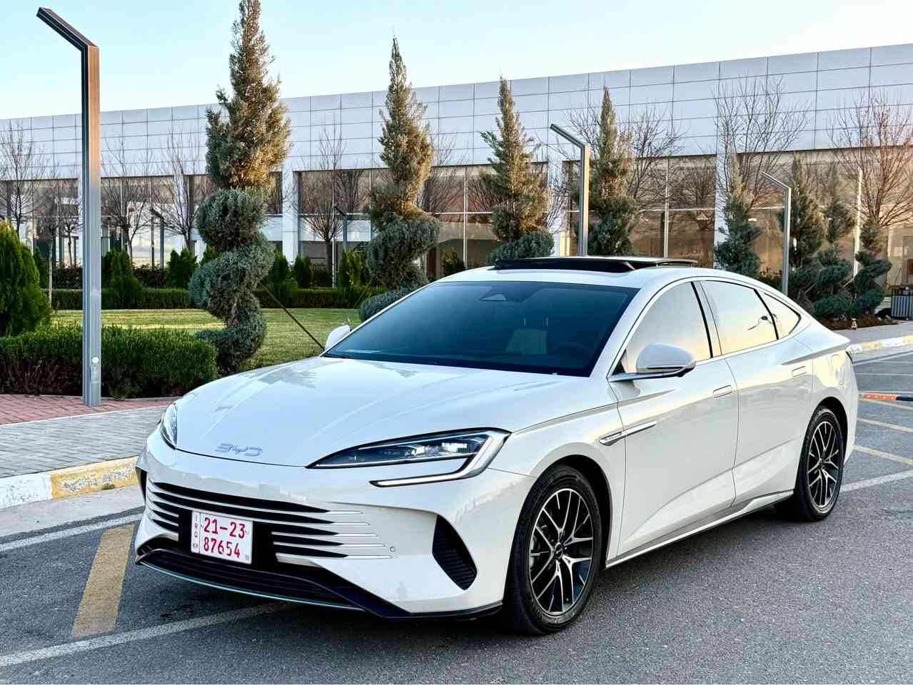 BYD SEAL 7 2024 
***********
***********
بی وا دی سیل ٧ قاپات مواسفات 2024
بۆیاخ و ساردی نیە سەیارەکە ٩ هەزار ڕۆیشتوە 
گێر و مەکینە و کارەبای و پاتری بە شەرت 
مواسفاتی 
پانۆرما ، کامێری دواوە ، کامێرەی ٣٦٠ ، ڕاگری نیشێوی، حەساس ، بەسمە، ڕگری مەچەک ، دیاریکردنی خێرای، هەستەوەری باران، شاشە گەورە ، ئاوینە ڕاداری ٣٦٠ ، سیستمی کلیلی زیرەک ، شەغال ، کامل کوشن کارەبای ، قوفل دەرگا ، ڕوناکی ناو دەرەوە ، ئەپل کار پلی ، بارگاویکەرەوەی پاتری ، ئەندرۆید ئۆتۆ ، سەیارەکە پیش و دواوە ڕادەر ، هەستەورەی تایە ، قوفلی سەلامتی مندال ، سیستەمی دەنگی دایناودیۆ ،. سوکان کارەبی ،. پاکرەوەی هەوا ناو سەیارەکە ،. Abs
نرخی ٢٢٥ مەعمەلی کەم السليمانية, العراق
