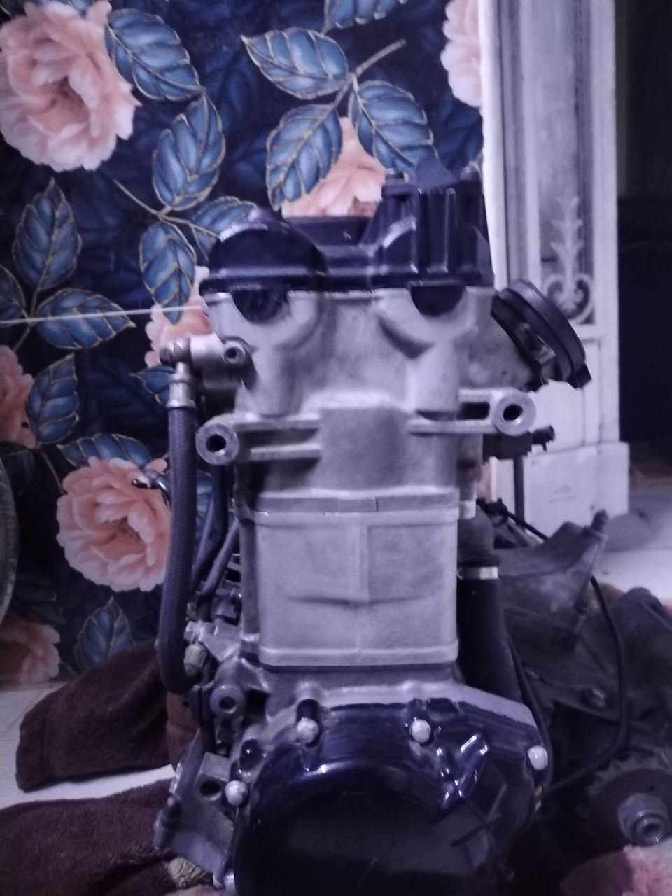 السلام عليكم
مكينه هايبوزا 1300 فول الفول حاويه لللبيع

حط سعر وبالعافيه ع الي ياخذه

***********
