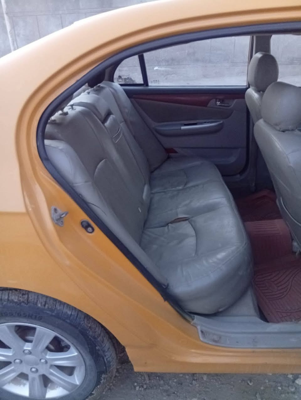 سلام عليكم سياره للبيع ليفان 620 موديل2014
‏رقم ذي قار مشروع وطني سنويه جديده 2028 
‏ تحويل ثاني يوم كير ومحرك بلاد خير من الله 
‏تخم تاير صدر جديد كلشي بيه شغال تبريد ثلج 
‏كهربائيات كله شغاله سياره جديده مال جناي بلاديه
‏السياره مصبوغه جماليه مواصفات فتحه شاشه 
‏المكان ذي قارالشطره السعر 35 بيع مستعجل 
‏***********
‏
