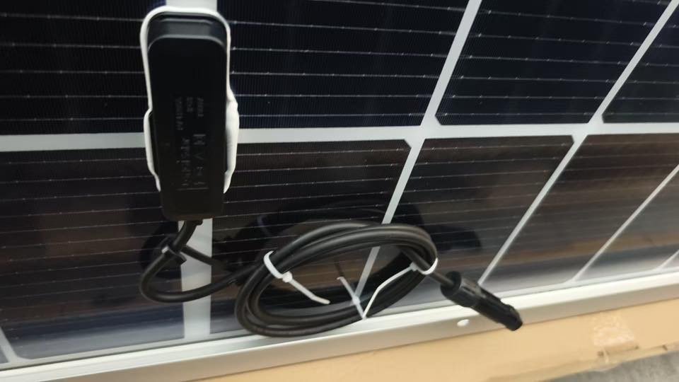 متوفر الواح طاقة شمسية لونجي 10 الاصلية السعر 145 الف سعر اسكيبات
الاتصال *********** بغداد
