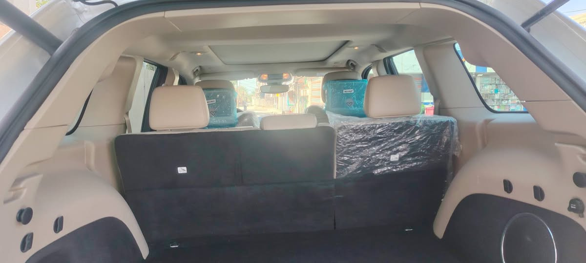 سلا عليكم للبيع جيب كراند شيروكي وكاله هارلم نظيفه جدا بحاله الزيرو ماشيه ٣٠ الف مواصفات لمتدد بلاص ١/١.
كشنات تبريد تدفئه ومساج
فتحه بانورما
شاشات عدد ٤
تسغيل عن بعد
١٥ سماعه الصوت
وباقي الموصفات المعروفة
السعر ٣١٠ $ رقم أربيل
مكاني بغداد
السياره بيه باج تضليل
مكفوله كفاله عامه
موديل 2021


**إذا كنت صاحب هذا الإعلان وتريد حذفه لأي سبب، رجاءا أرسل رسالة إلى الدعم الفني**