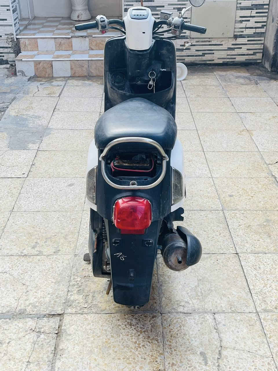 سلامو عليكم بوليسي نوزل دراجه كله بلاد شرط الفحص عنوان ناصريه سوق الشيوخ سعر 650 ستفسار ***********
