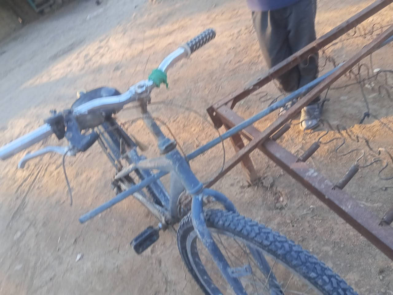 لبيع بايسكل حجم 24 السعر 40وبيه مجال


**إذا كنت صاحب هذا الإعلان وتريد حذفه لأي سبب، رجاءا أرسل رسالة إلى الدعم الفني**