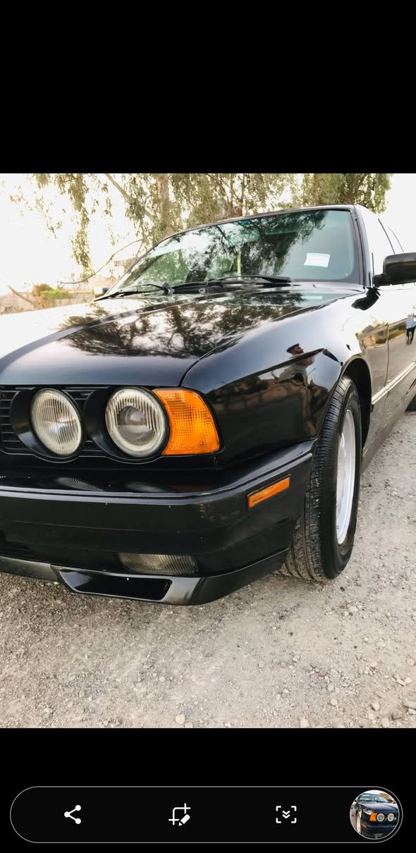 ﷽
سلام عليكم 🤚
*********** 📞 
سعر ( 65 ) وبي مجال 💵💸 
بي ام(525 ) موديل (92 
محرك مسكر كبس ⚡️
كير اوتوماتيك ⚡️🕹️⭐️
كير و محرك جديد شرط ♦️💯
بجم عريض 
جام كهربائي امامي 
تبريد  شغال  ❄️🛑
بيها ضربة جاملغ الخلفي فقط جه السايق
شرط تحويل وكالة ✔️
صبغ عام لجمالية  🔶💯 
مكانها موصل ايسر
