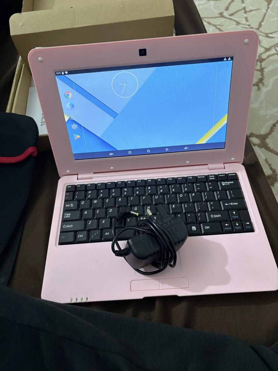 حاسبه للبيع نضيفه جديده ماوس وشاحنه السعر 60 بي مجال الاستفسار ***********
