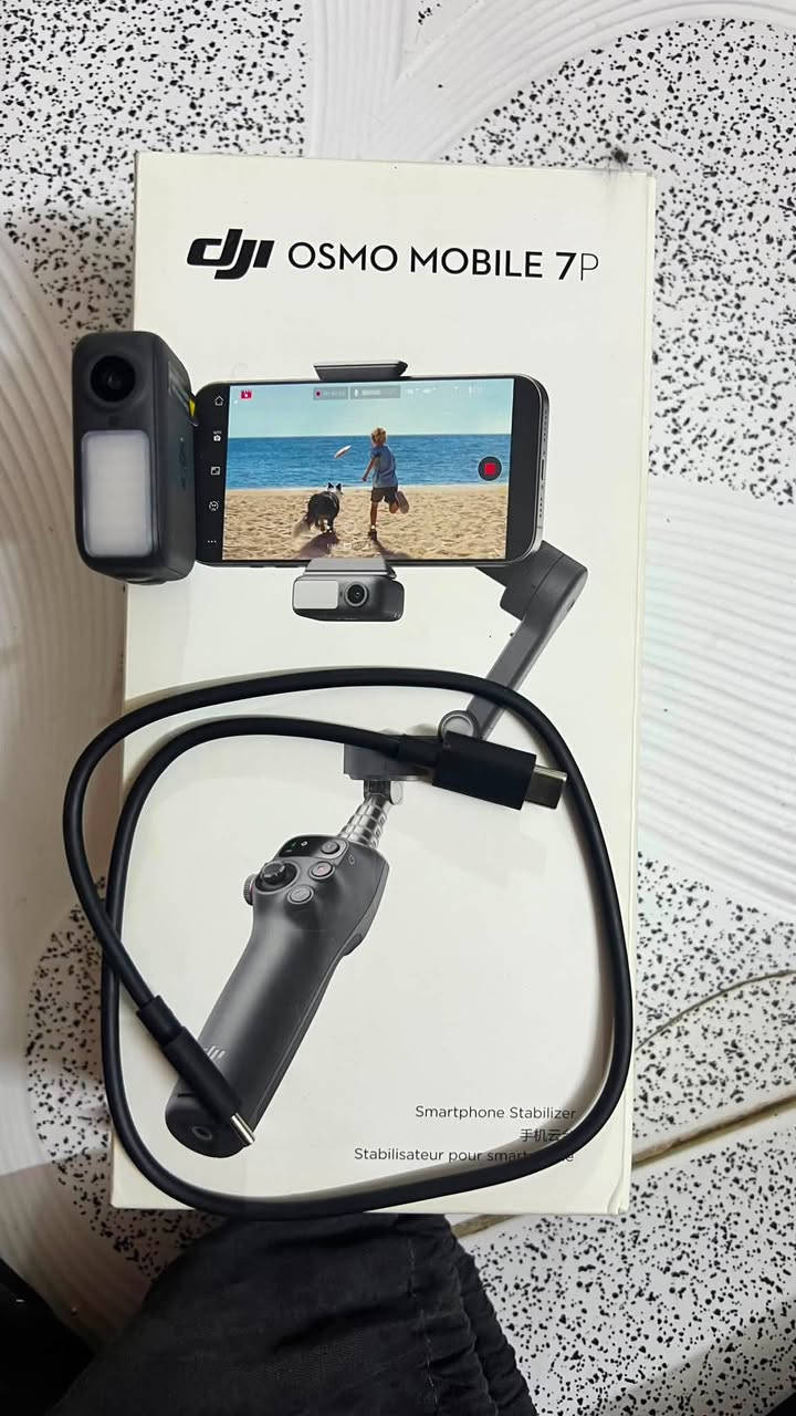 Osmo mobile 7p
اوزمو موبايل 7 برو 

نضافة 100% استعمال قليل كلش
ملحقاتها كامله حتى الكرتون موجوده وكامرة التتبع بالذكاء الاصطناعي
السعر 150 قفل
مكاني ميسان ماموجود توصيل 
للاستفسار *********** واتساب
