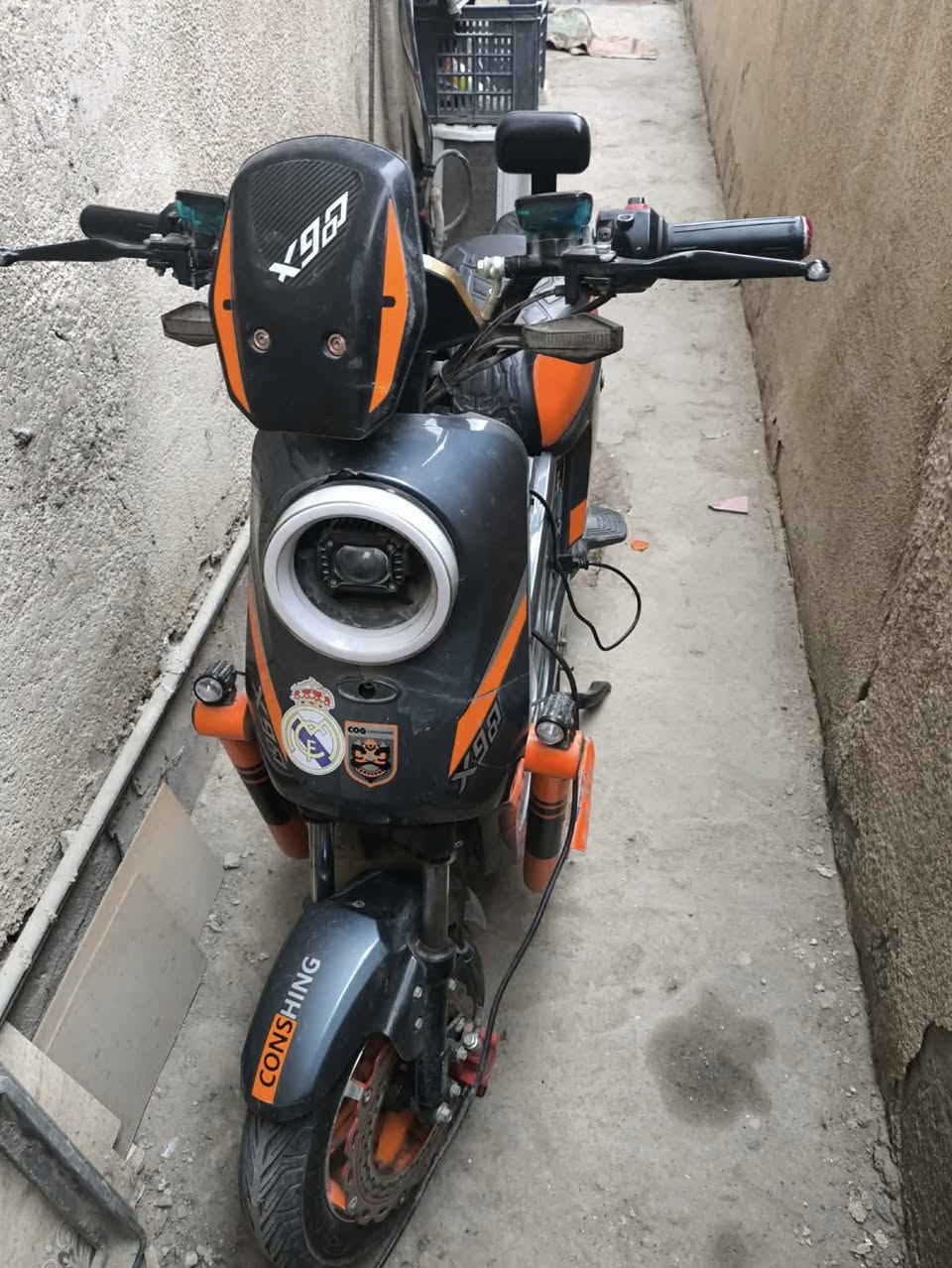 دراجه شحن x900
نضيفه وحلوه بطارياتها بعدهن بلاديات مديل 2026بطارياتها بعدهن بلاديات بس بيها الكفر الكدام نكسر وصمغته والباقي مكفول وياها بصمتين تشتغل بصمه وسويج ووياها مرايات ثنين وشاحنه سعر 650
رقم***********
