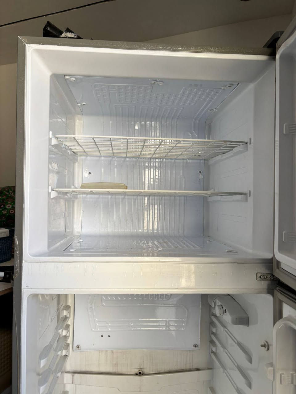 السلام عليكم ثلاجه اخت الجديدة شخط مابيهه استخدام قليل للبيع 
ب٦٠٠ وبيهه مجال


**إذا كنت صاحب هذا الإعلان وتريد حذفه لأي سبب، رجاءا أرسل رسالة إلى الدعم الفني**