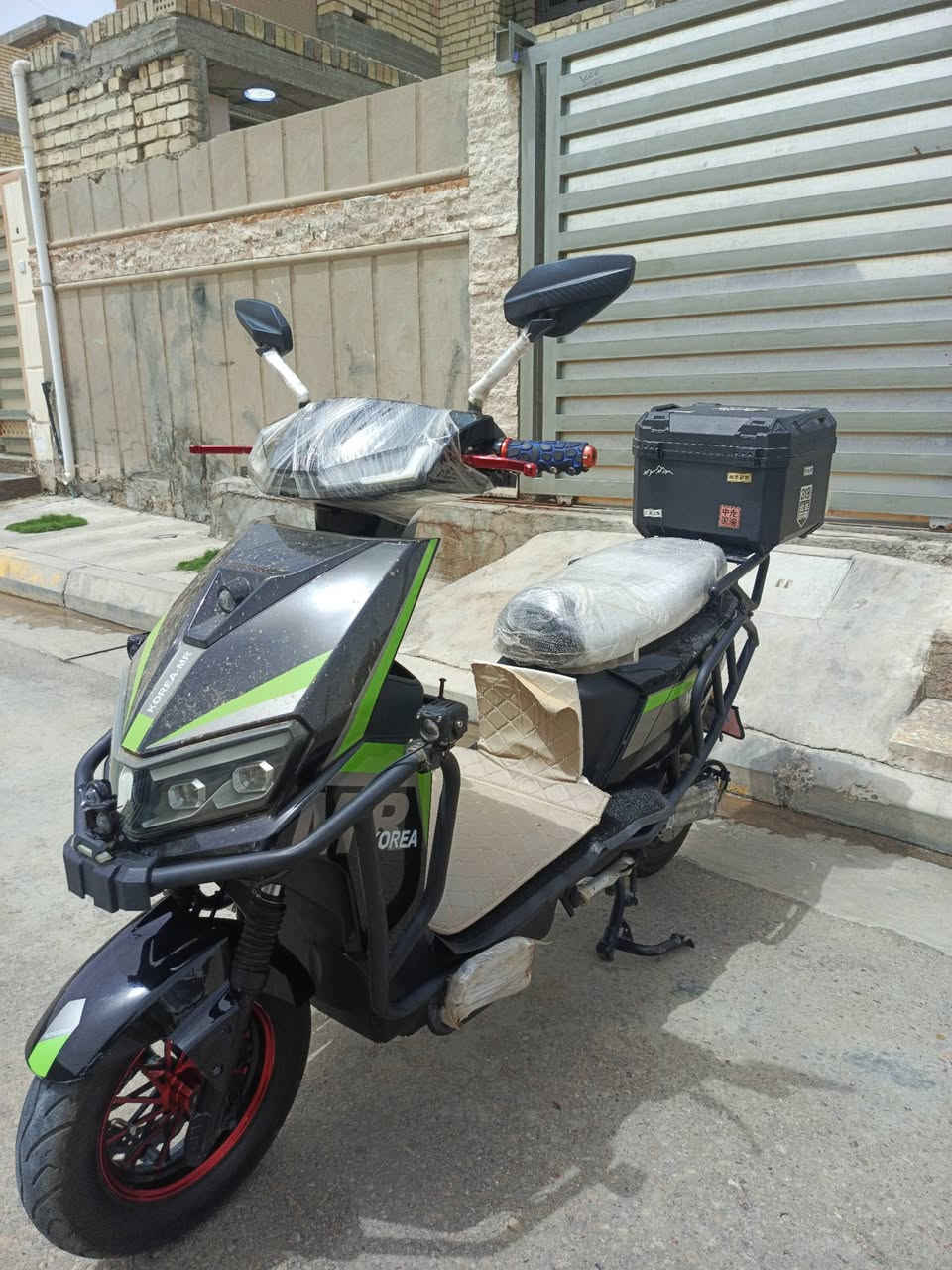 لسلام عليكم
دراجه شركة كوريا MR 
موديل/ 2025 
موطور بالكارتون جديد اجدد من الصور بعد 
(اخو الزيرو مكفول حتى من الشخوط...)

بطاريات / عدد 6 كبار اشحنه ع وطنيه فقط 

فول مواصفات
«ملف 2500+شلعه قويه» 
(نظام بك  R) 
(مخرج شحن USP) 
(سرعة 99) (سرع 4)
(السعر 700 قفل قفل)
(لايت زنون  اضافي عالي ناصي مع رماش )

( اشاير يمنى يسرى 
 دكمه خاص دبل اشارى )

الموقع الانبار /الفلوجه 
الاستفسار : *********** بي واتساب 
🔴 الموشراي لا يتصل رجاء رجاء
