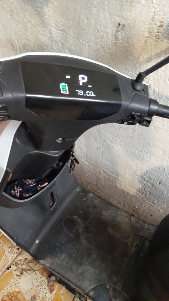 دراجه شحن للبيع سعر 600 بها مجال ستاتريات يحب على هذا الرقم *********** بغداد مدينه
