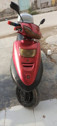 للبيع فراشة فضائي دراجة حلوه ونظيفة ب٣٥٠ وبيها مجال ٠٧٧٠٥٠٢٧٦٠٥