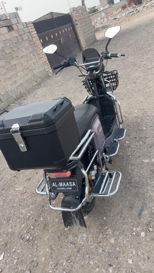 للبيع هارلي شحن 2026 6 بطاريات كبار جدد كاملة مابيهة نقص
ملف 3000 تتحمل وزن عالي 
اربع سرع سرعة حقيقي 75 
لايت عالي ناصي زنون بوكس خلفي جبير اصلي 
بريكات امامي خلفي دسك بريك هايدروليك 
تاير حجم جبير جوبلس دبلات امامي غاز 
سعرهة 625 الف مكاني ابو غريب الزيتون 
***********
*********** واتساب
