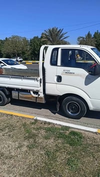 كيا بونغو • ٢٠١٤ • مكفولة