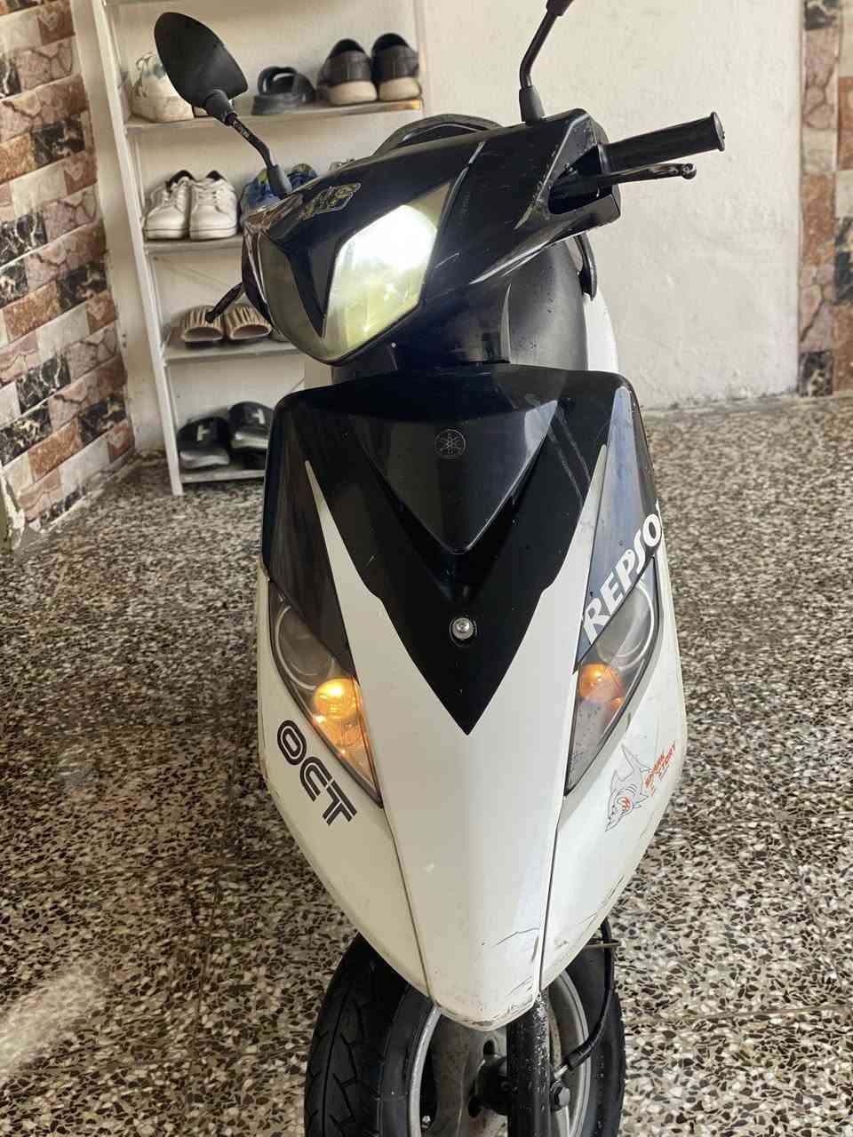 سلام عليكم دراجه ثعلب 🦊 كلش نضيفه كل قطعه بيها ختمم واحدد كهربائيه عامتن شغله دبل إشاره سلف هندرر محركك ناعمم لحيه عضم عاجج مو تجاريي دراجه نقصها بس كلجج خلفي تعبانن فقط الباقي كله شغلل قفل ستيرن قفل جنطه كيجات بانزين وسرعه شغالل سعرها500بيها شيي بصيط مكاني حريه شارع 30قرب أسوق مريومه رقم تليفون ***********اتصل وبخدمتكك
