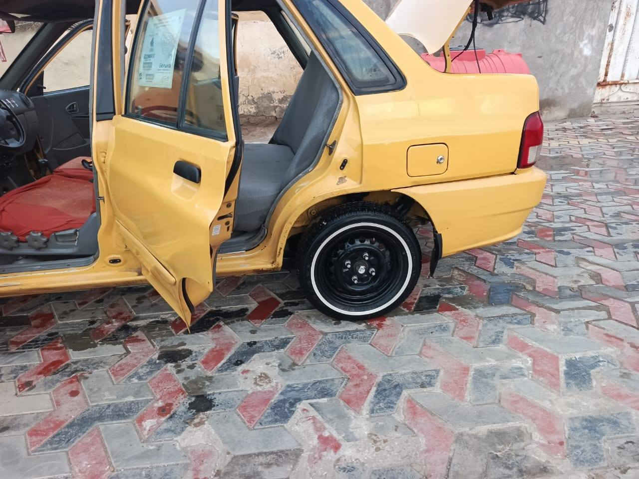 السلام عليكم سيارة للبيع نوع سايبه موديل 2013
السعره ٢٣ ورقه وبيه مجال وسيارة موجودفي واسط 
مكينة وكير خير من الله تخم تاير جديد باتري جدي 
سنويه ٢٠٢٦ وهيه مطلوب ٦٠ ألف  بيع كوم حديد اتكفلك سرق وعشاير وصاحب السياره موجوده في بغداد وعندي 
رقم موبايل ملاحظه مكلف بالنشر نتصل على رقم موبايل 
***********
