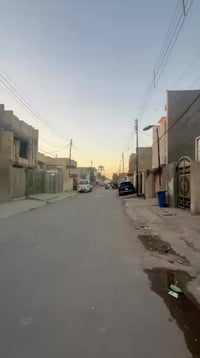 دار للبيع المساحة 225 متر  يحتوي ع 5 غرف نوم  مطبخ وصالة  وستقبال صطح ...