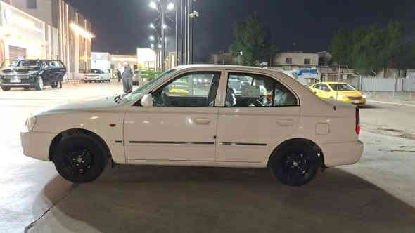 سلام عليكم ورحمه الله 
فيرنا موديل 2015 سياره جديده بمعنى الكلمه بيه صبغ بل جاملغ المامي اثر تكشير ول باقي كفاله 
كير ومحرك مكفولة صدر مامي خلفي جديد تبريد ثلج تخم تاير رقم الجديد 
وترايك ليوين مايعجبك 
شرط التحويل 
السعر 82 وبي مجال 
العنوان بغداد 
***********
