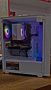 RYZEN 5 2600 • RX 580 8G • ١٦ جيجا رام
