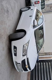 شوفر كروز موديل ١٦  خليجي بيها ٣ قطع صبغ شاشه وكامره شاشه عطلات سياره ...