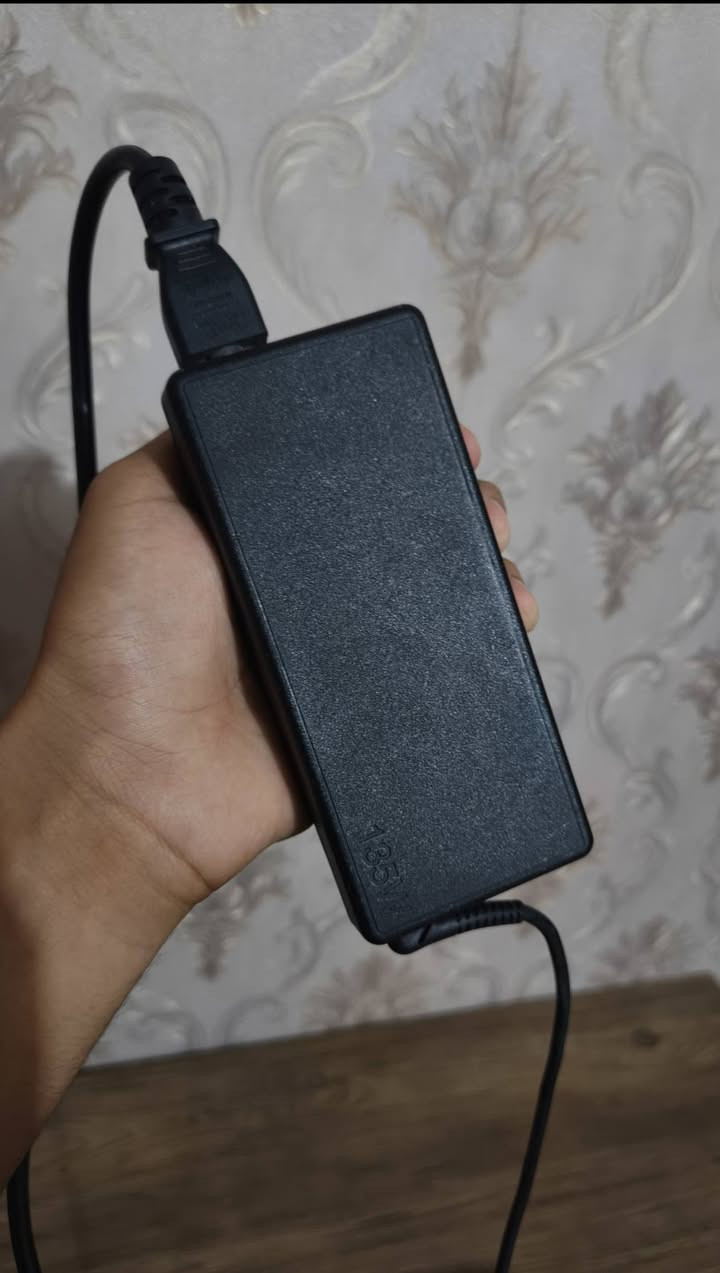 لابتوب Lenovo L340 Gaming للبيع – بحالة جيدة جدًا
🔹 المعالج: Intel Core i5
🔹 الجيل: التاسع i5-9300H
🔹 الذاكرة (RAM): 16GB
🔹 التخزين: SSD 256GB
🔹 كرت الشاشة: NVIDIA GeForce GTX 1650
🔹 حجم الشاشة: 17.3 إنج
🔹 الكيبورد: مضيء (Backlit Keyboard)
🔹 النظام: Windows 11 مثبت وجاهز
🔹 الشاحن: أصلي 135W
🔹 الحالة: استخدام شخصي – الجهاز يعمل بكفاءة عالية
🔹 الاستخدام: مناسب للألعاب، التصميم، البرمجة، والمونتاج الخفيف
💰 السعر: 550,000 دينار
📍 المكان: كربلاء
🚚 يوجد توصيل
📞 رقم التواصل: ***********
