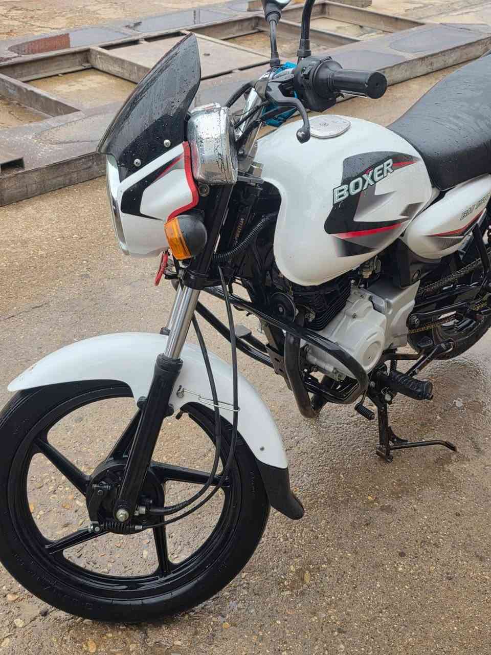 ماطور البيع موديل 2023نضيف فول برغي ما مفتوح بي سعر اتصال عل رقم ***********
