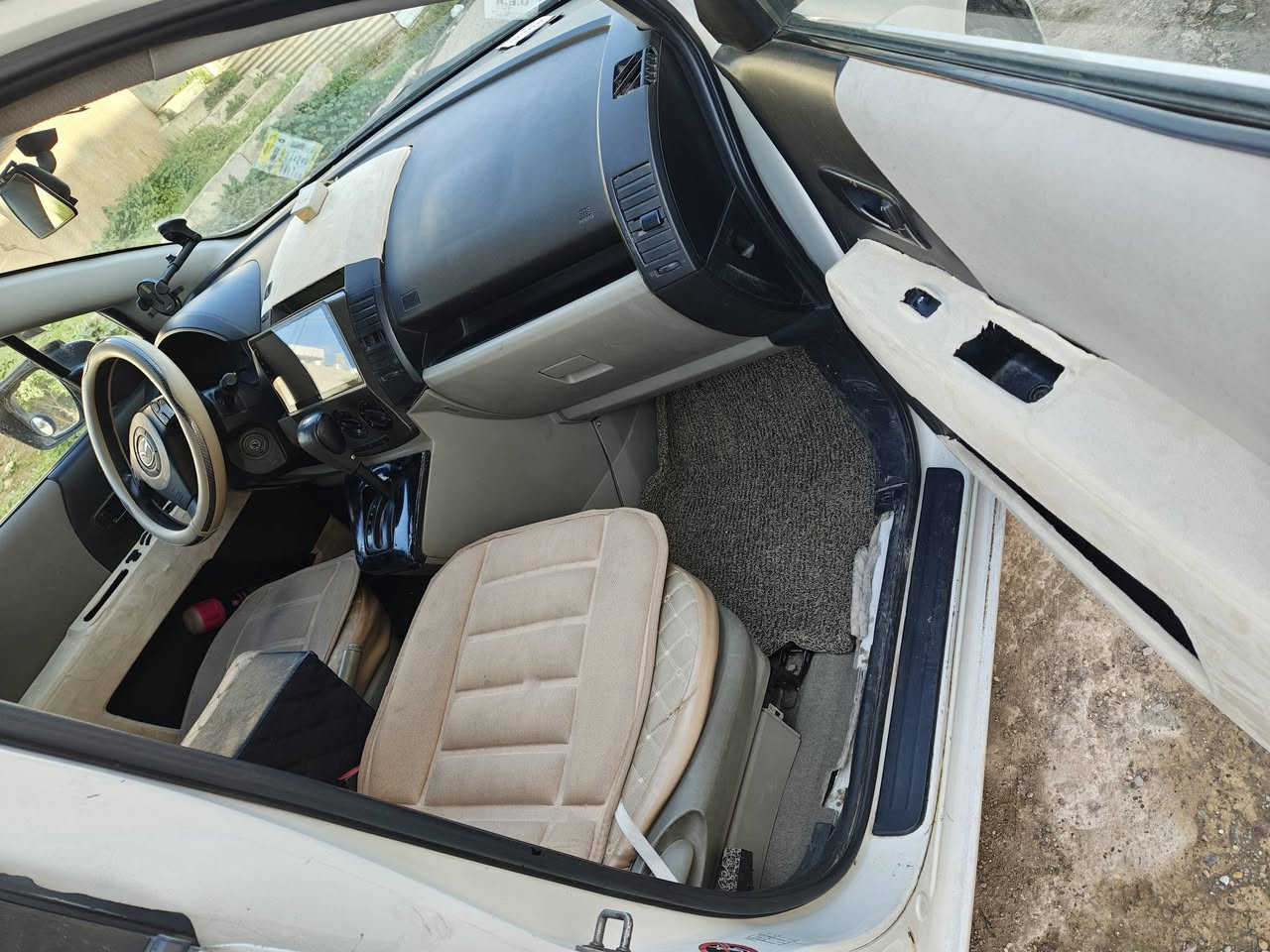 مازدا زوم 5 / موديل 2007 / سبعة راكب / كير اوتو-محرك ٤ سلندر كورلة ياباني -تبريد-شاشة سوني-ضرر جاملغ خلفي جهة النفر-سنوية ساقطة- السعر ٥٥


**إذا كنت صاحب هذا الإعلان وتريد حذفه لأي سبب، رجاءا أرسل رسالة إلى الدعم الفني**