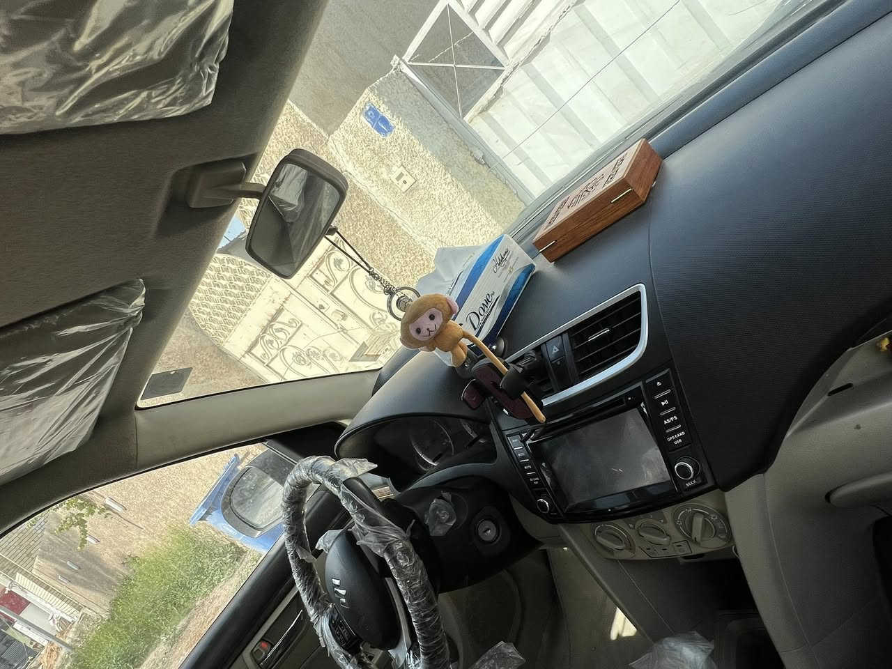 سياره سازوكي سويفت ٢٠١٦ مكفوله عام عدا بنيد بي طخه خفيفه مصبوغ ومرجع بارد وسياره اقتصاديه عمليه كلشش تفيد اصحاب دوام والبنات وتبريد تدفئه  شغال وشاشه  ومسويتلها ادامه كامله رايدتها مغلفه دواخلها نايلون جديده
رقم جديد مستطيل انكليزي 
مكاني بغداد شارع فلسطين 
سعر ٨٥$ وبي مجال


**إذا كنت صاحب هذا الإعلان وتريد حذفه لأي سبب، رجاءا أرسل رسالة إلى الدعم الفني**