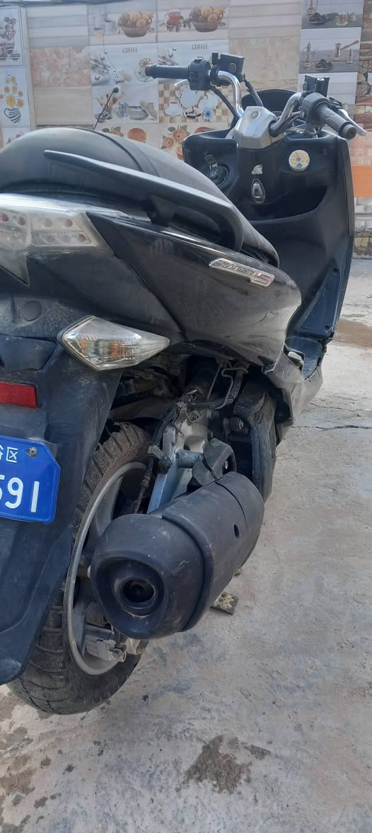 سلام عليكم دراجه ماجسته للبيع السعر 900 ادراجه بيهة رنكات طافيه المكان بغداد الامين الاستفسار  على الرقم ***********
