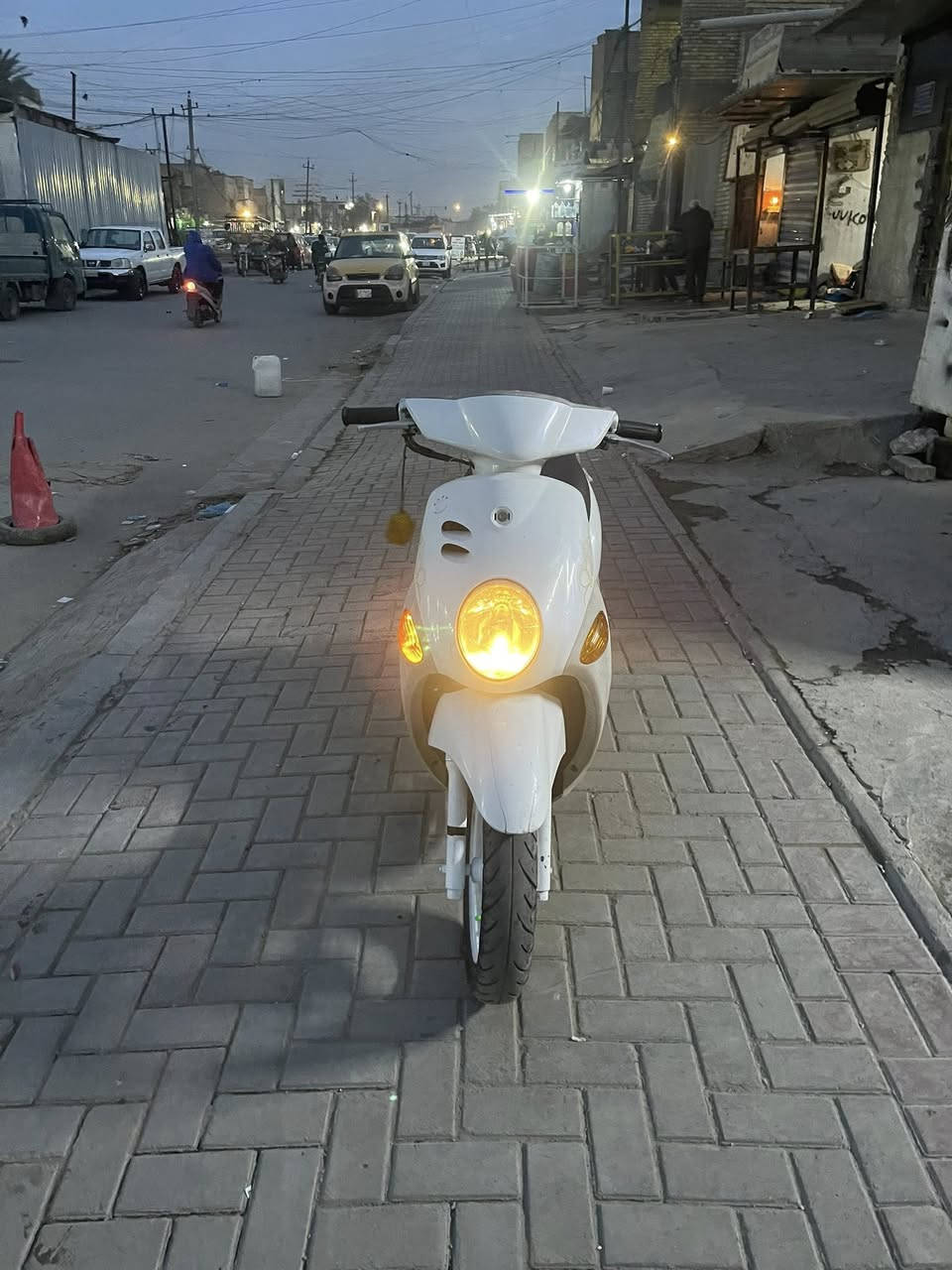 سلام عليكم دراجه فله نازله من الرمبه صارله شهر  دراجه سعرهه ٩٠٠بيه مجال مكاني بغداد مدينه الصدر***********
