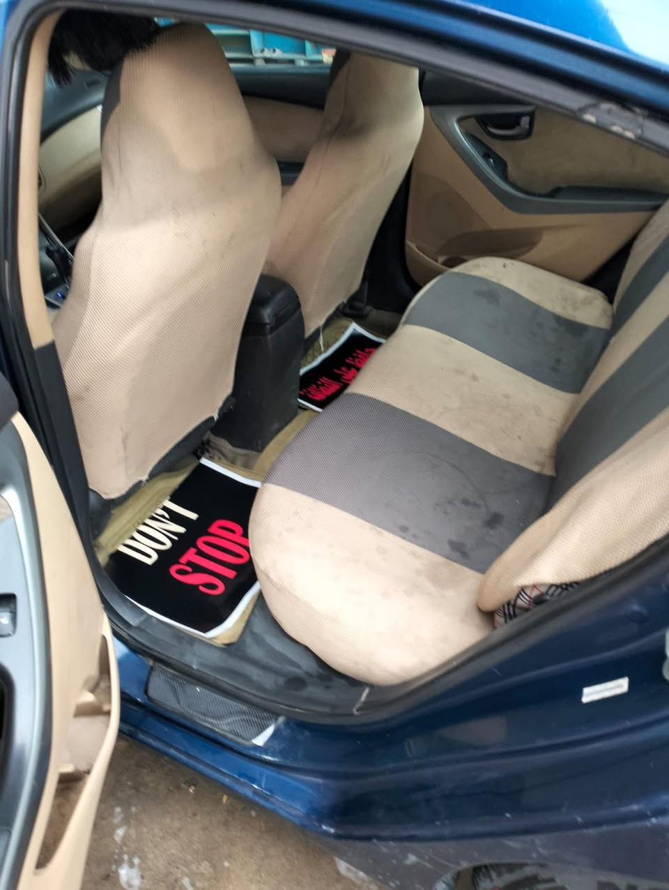 السلام عليكم الانتره 2013 كير ومحرك خير من الله 
محرك 1800 دوش 
كير ATM
حادث السياره بنيد مبدل في امريكا 
السياره بيها 3 قطع جراد بنيد قماره وقبق جنطه بل بولش يروح
بعد ما بيها اي نقص السياره خير من الله وما ماشيه ماشيه 95 الف كيلو متر  السعر 95 وبيها مجال السياره باسمي 
للاستفسار اتصال او واتساب *********** مكاني بغداد. الشعب
