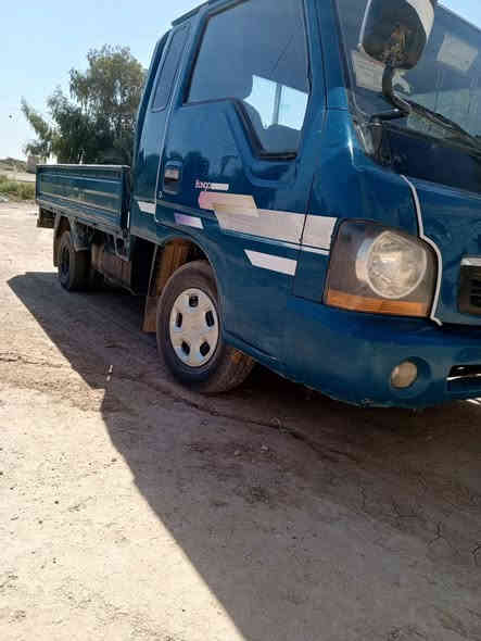 سلام عليكم
للبيع كيا ام عيون موديل 2000 سياره مكفوله شاصي كير مكينه الاستفسار***********
