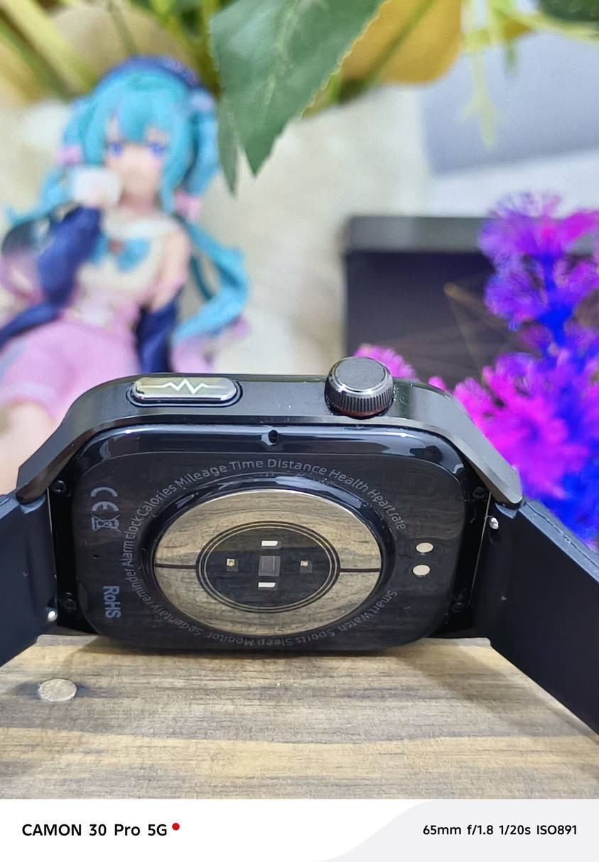 ساعة متعدده المهام شاشه اولد شحن 7 ايام قياس ضغط الدم والتنفس وتعمل تخطيط مفصل للقلب وقياس سكري الدم وهواي بيها شغلات كلش حلوه دقة الشاشه 4K السعر 25 
***********
