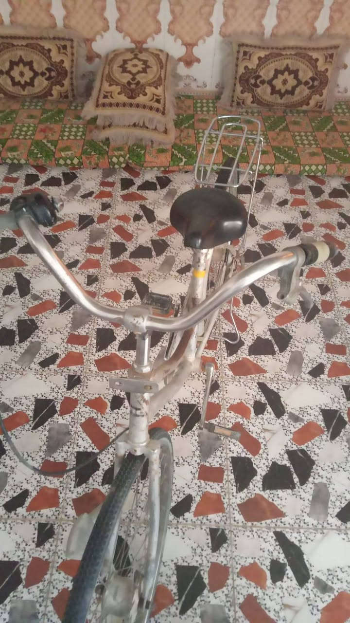 للبيع
سياره شحن نقصها بس الشاحنه السعر 110

بايسكل السعر 35


**إذا كنت صاحب هذا الإعلان وتريد حذفه لأي سبب، رجاءا أرسل رسالة إلى الدعم الفني**