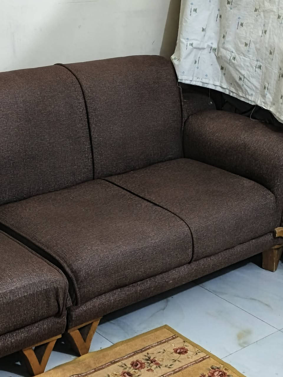 ديوان تركي للبيع نضيف للبيع مكان بلديات


**إذا كنت صاحب هذا الإعلان وتريد حذفه لأي سبب، رجاءا أرسل رسالة إلى الدعم الفني**