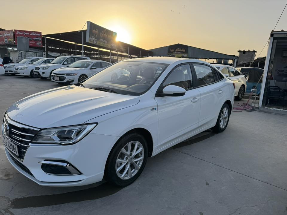 ئێمجی 5 
2025 
22 هەزار ڕۆشتوە 
زەمانی شەریکەیە 
یەک درگای بۆیاخە 
سعر 97 گەڵا 
***********
