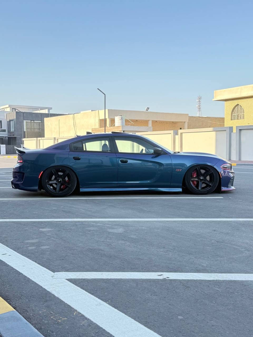 جارجر سكات باك  6400
لون اسود مغلف نانو متغير
فول مواصفات للاخير
وارد امريكي قطعتين 
اضافات 
تغليف نانو متغير
جكات s3 
ستيرن rbm
سقف روز
لد امامي متغير 

***********
