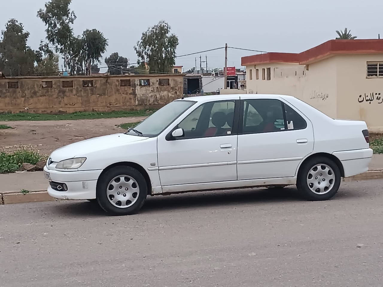 السلام عليكم
للبيع بيجو 306  موديل 2001 
كير محرك شرط تبريد شغال
  صبغ بونيد فقط بدون دواخل   سنوية بعدها مانافذه صاحبها يحول تحويل مكان السياره قضاء مخمور ناحية القراج    التفاصيل كاتبهن الشراي  يتصل  على الرقم 
***********
