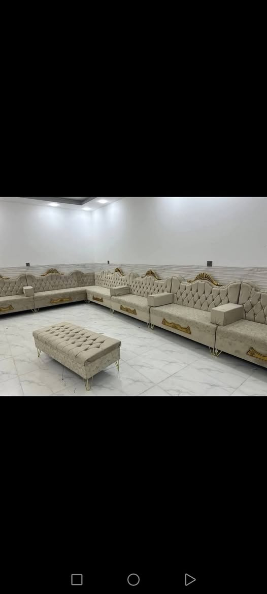 سلام عليكم متابعينه يعلن معمل ومعرض ورده الربيع تسكام جميع انواع التخامه والديوان وقياسات ولدوشمه عنوان المعمل ديوانيه تقيه يم ساحه توديع مفتح المعمل من ساعه ٩ صبح ٧ بليلَ رقم *********** بي وتساب متواجدين واكو خدمه توصيل
