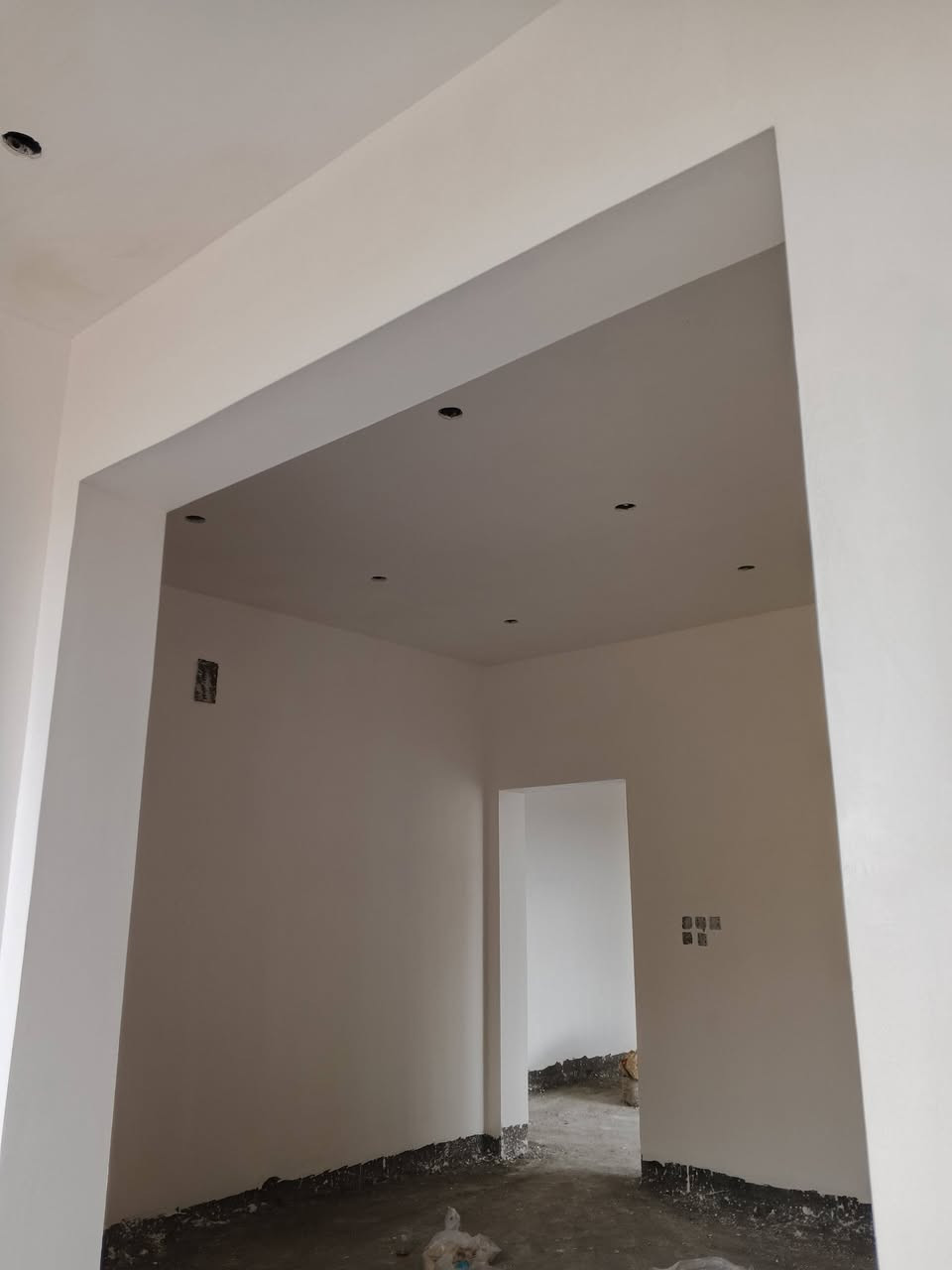 كادر لبخ اسود وابياض متر وقطعي شرط تسليم هندسي فحص بروجكتر إلتزام دقة ونظافة عنوان البصرة***********

