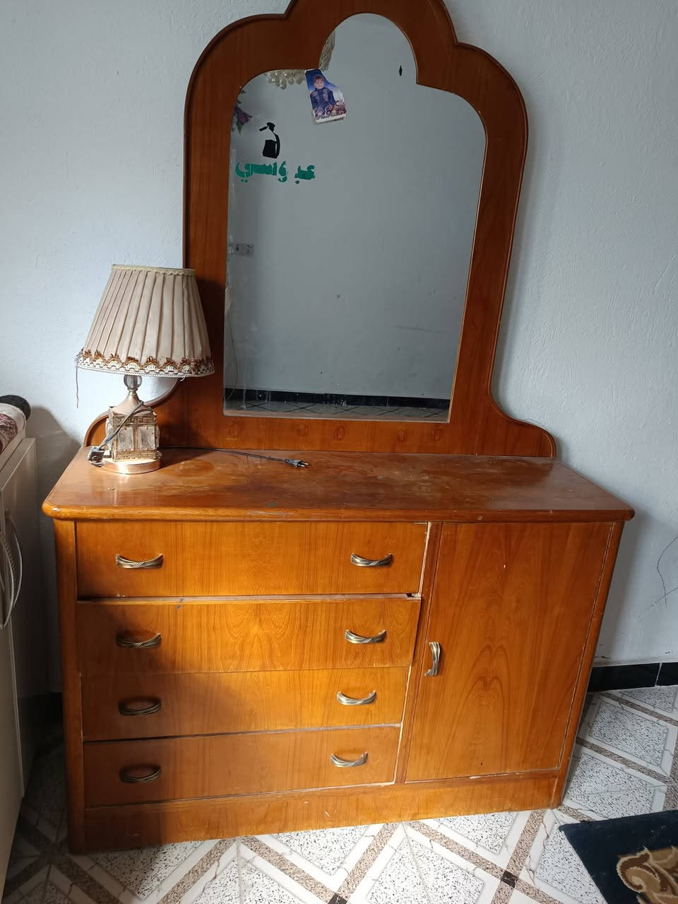 ميز تسكام نظيف جدا سعر 75 نهايته مكان حله شارع 80


**إذا كنت صاحب هذا الإعلان وتريد حذفه لأي سبب، رجاءا أرسل رسالة إلى الدعم الفني**