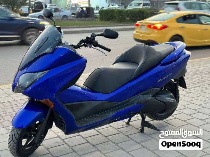 صفر عشره جديده وكالة ماشية 10 ممرقم مواصفات ستندر  بصمة كفالة عامة اوراقها كامله ، 
 السعر 18 ونص وبي مجال 
مكاني بغداد 
واتساب ***********
تجي تشوفها عكس هذا الكلام تاخذها بلاش
