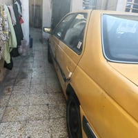 بيجو 2015 سياره جير خير من الله مكينه شبه قايمه بس تمشي السياره كل شيء...