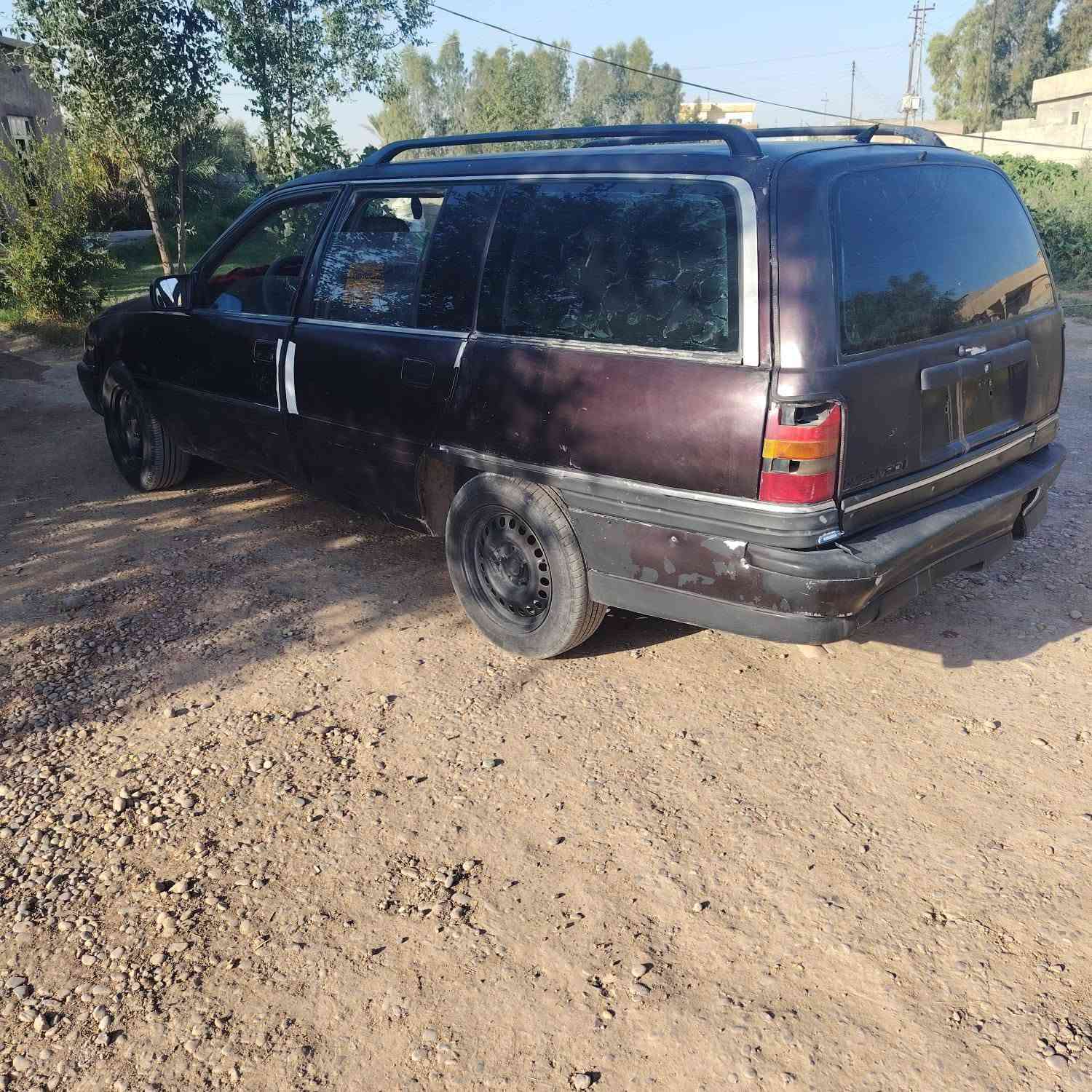 السلام عليكم اوبل ستيشن سيارة كير ومحرك وصدر وتخم تاير كلو شرط محرك 2000 نوزل بلادي باور شغال كهربيات شغالة اني مكلف بل النشر خابر صاحبها السعر 6اوراق مكان السيارة العلم قريت الربيضة ***********

