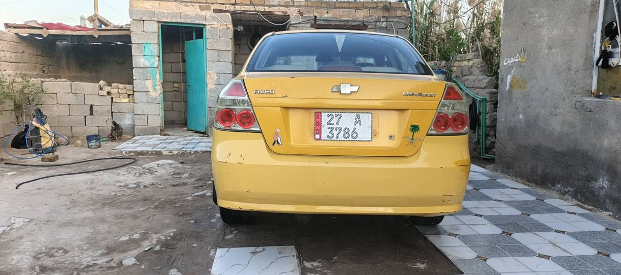 سلام عليكم افيو البيع سيارة خليجي  مكينه مسكر  لاتنقيص ولا تبخير سياره جاهزه منضومت تبريد كلهه جديده تبريد ثلج❄ مشط جديد عينه وصينيه جدد، تخم تاير جديد رقم نكليزي بسمي سنويه 28 سياره جاهزه لا آخر حبايه كبل الشارع ماذب عليهه الف السعر 40  قفل شراي يتصل  مامتواجد خاص ***********  مكاني شطره
